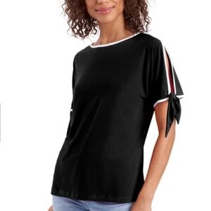 Two by Vince Camuto Black and White Short Sleeve Top